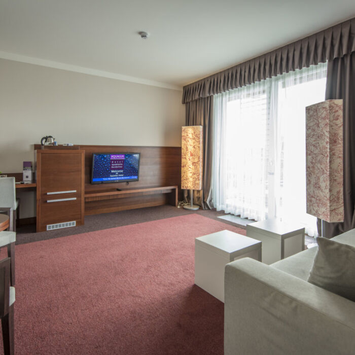 FamilySuite_LivingRoom
