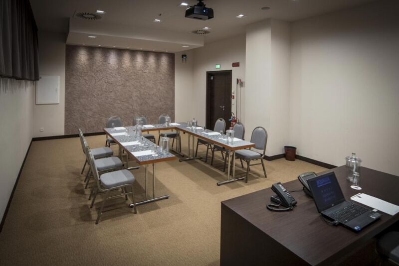 Sala-Gramole-Business-e-Meeting-Bardolino