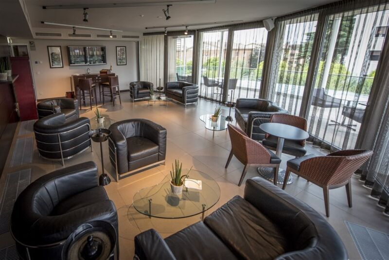 Sparkling-meeting-lounge1