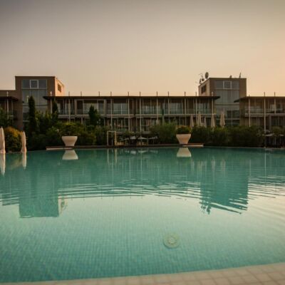 aqualux-hotel-pool-gallery-019