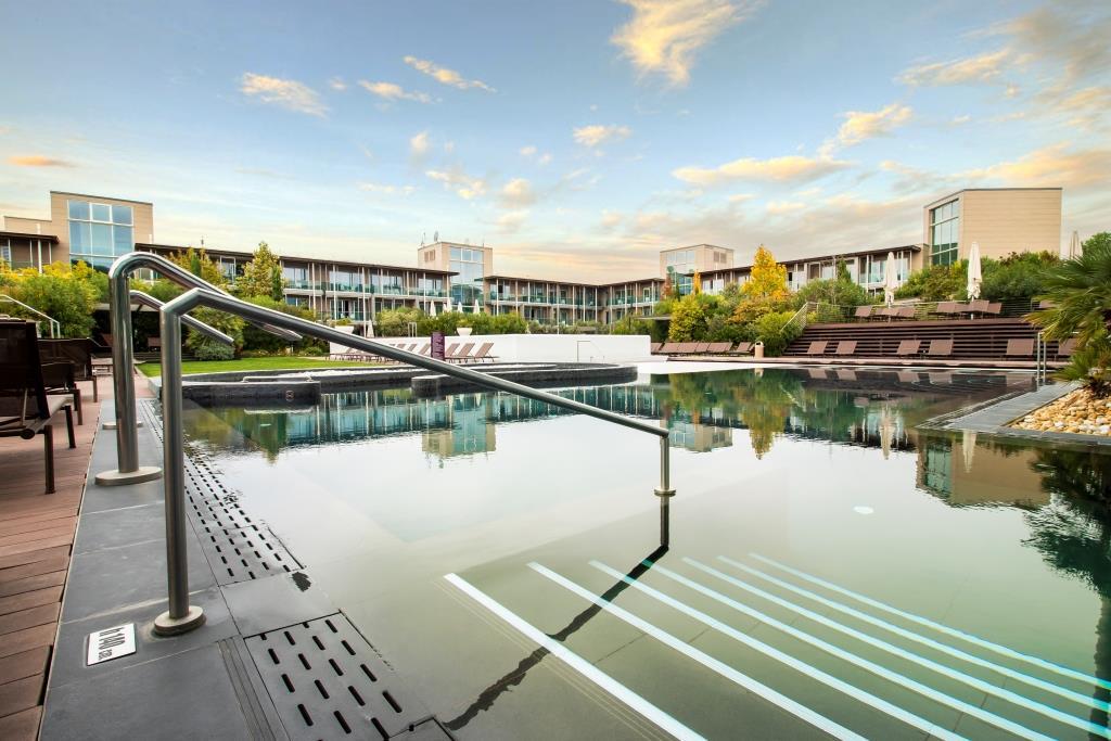 aqualux outdoor pool